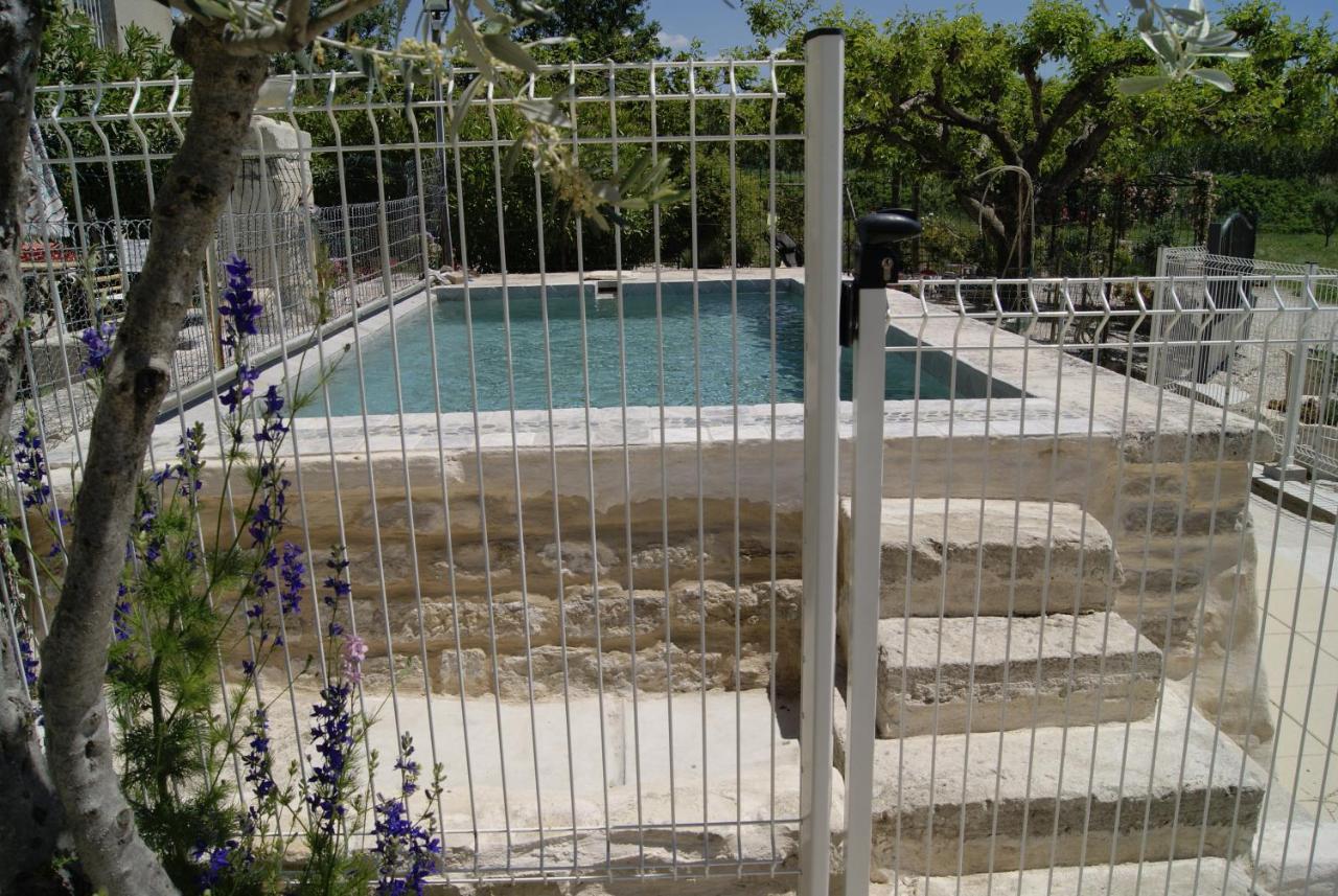 Gîte en Provence "Rose" Modene Extérieur photo