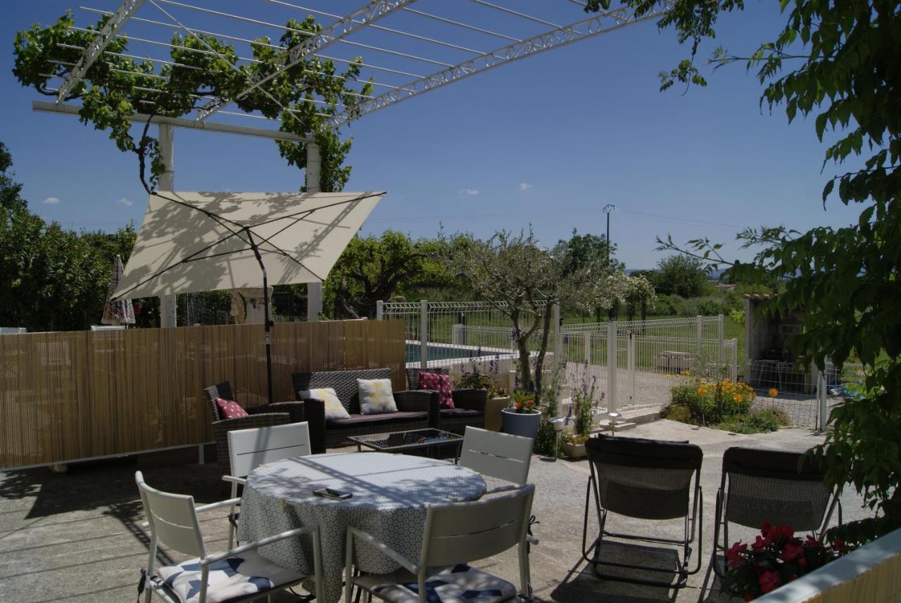 Gîte en Provence "Rose" Modene Extérieur photo